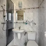 B&B Stella 3*