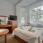 B&B Stella